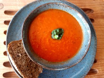 ZOETE AARDAPPEL – PAPRIKA SOEP